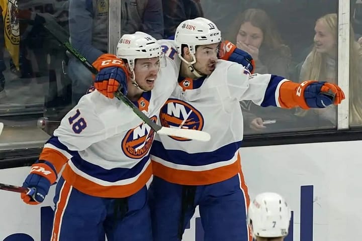 Best NHL Parlay Bets: Mathew Barzal Looking for His First Goal