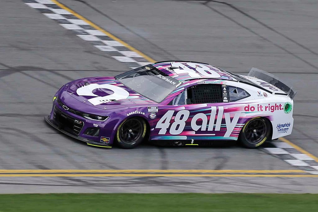 The Enjoy Illinois 300 runs on Sunday. Let's dig into the betting odds to make some NASCAR predictions and bets for Gateway, Alex Bowman...