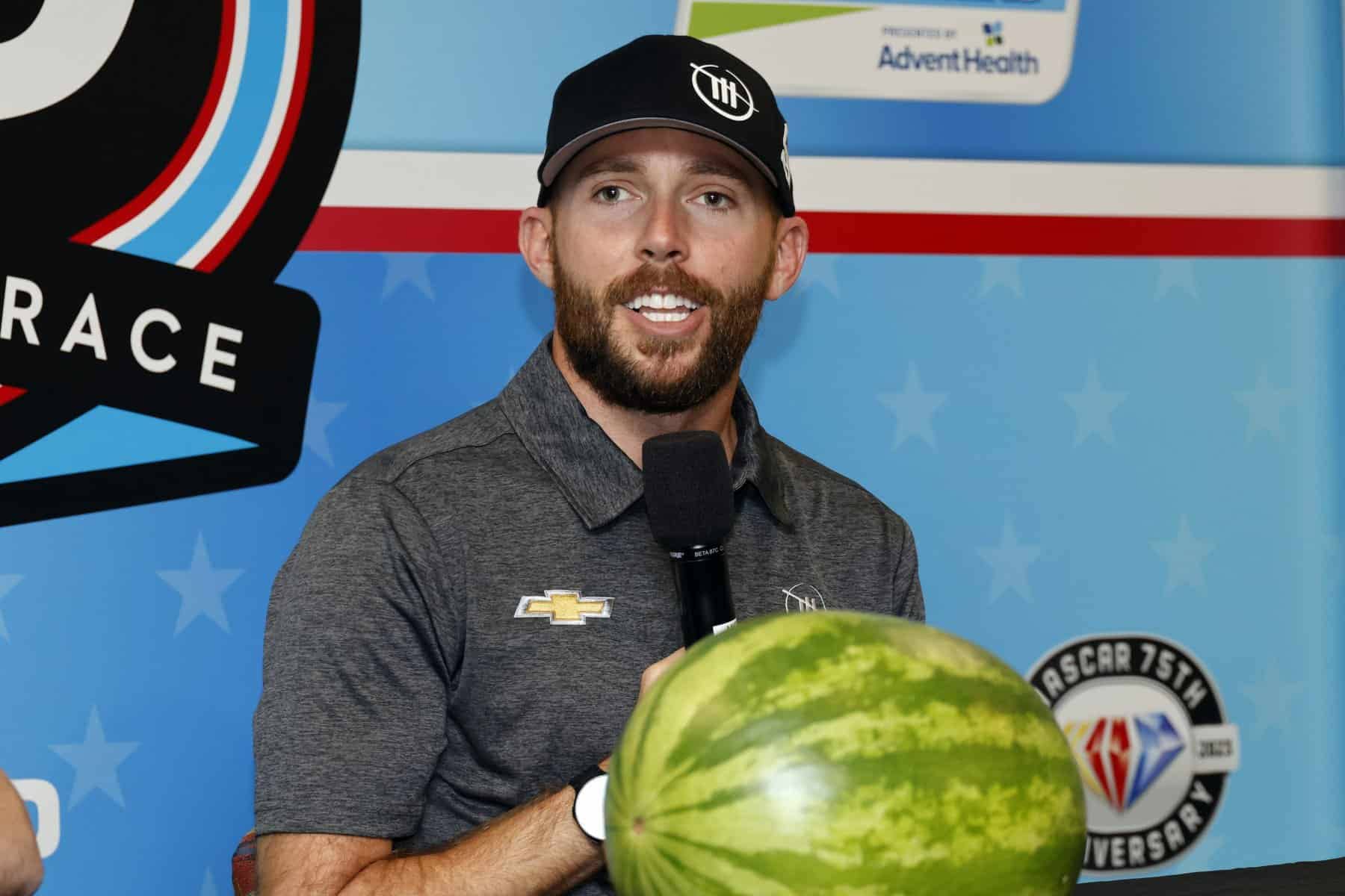 NASCAR's Ambetter Health 400 runs on Sunday. Our expert analyzes the NASCAR betting odds to make his prediction, including Ross Chastain...