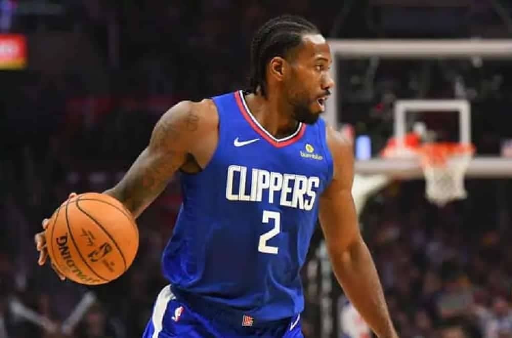 Is Kawhi Leonard playing tonight? He exited his last game for the Los Angeles Clippers early, and this Kawhi Leonard injury update...