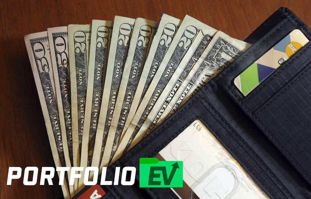 Can $100 Turn Into a Fortune? What's Possible with Portfolio EV