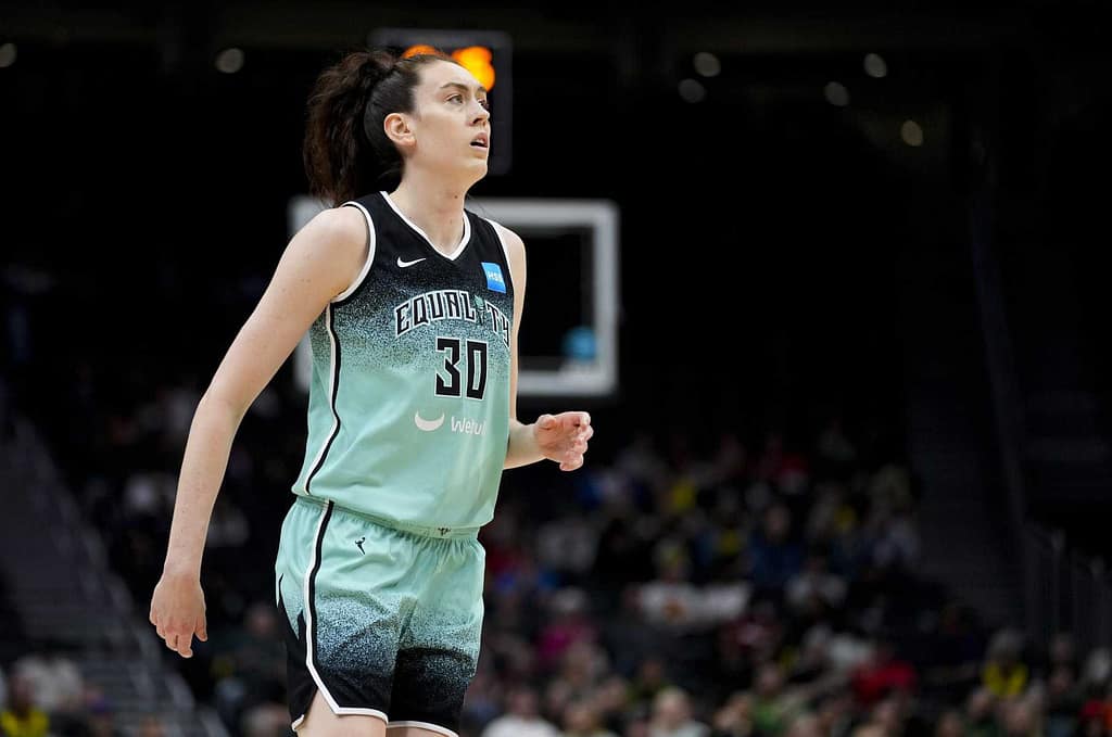 It's time to continue our best WNBA bets today series by giving our Liberty-Fever predictions while also showcasing a Breanna Stewart prop.