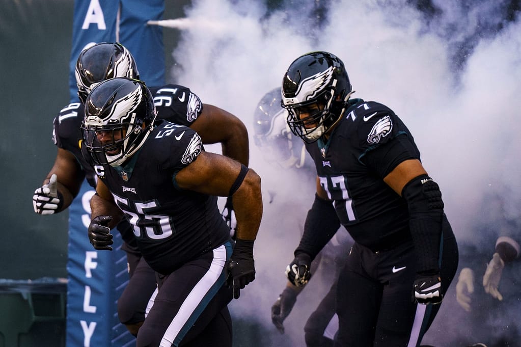 DeMeco Ryans Head Coaching Odds: Will He Land With Broncos or Colts?