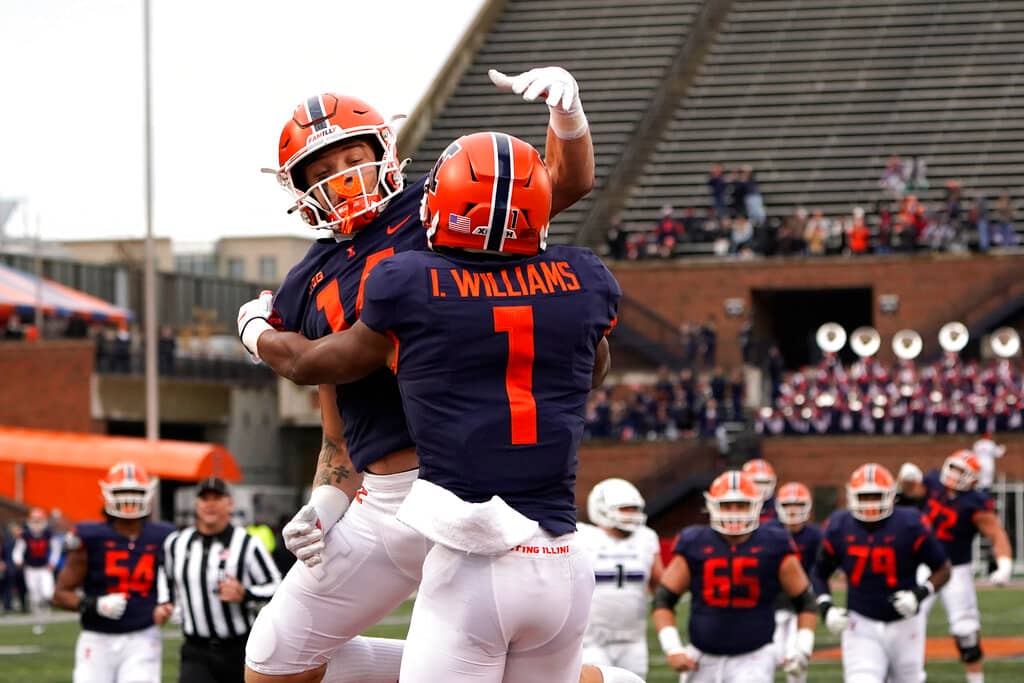 Are you looking for an in-depth 2023 Illinois Football predictions and season preview with win total bets, roster overview & more?