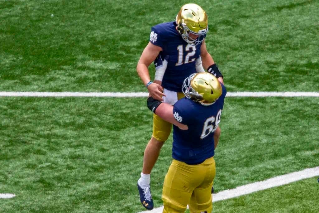 Lindy's Sports ranks Notre Dame offensive line as best in FBS for 2022