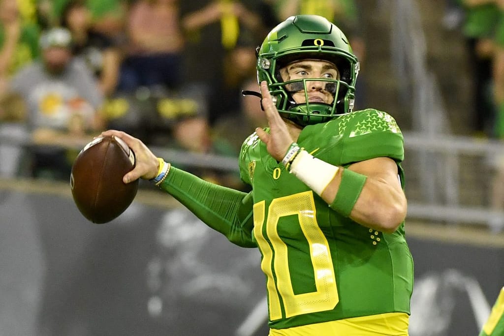 Bo Nix Heisman odds, Oregon Ducks best futures bets, Pac-12 winner odds,  plus best DraftKings bonus 