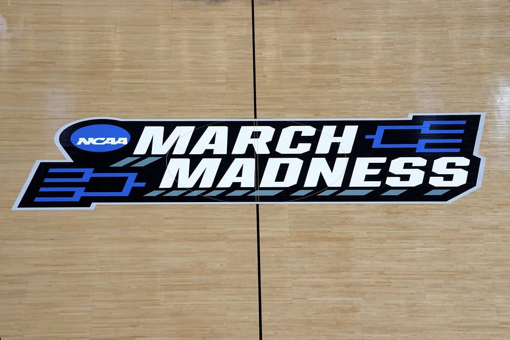 It's time to continue our March Madness picks series by showcasing our Sweet 16 best bets, which includes a nifty UNC...