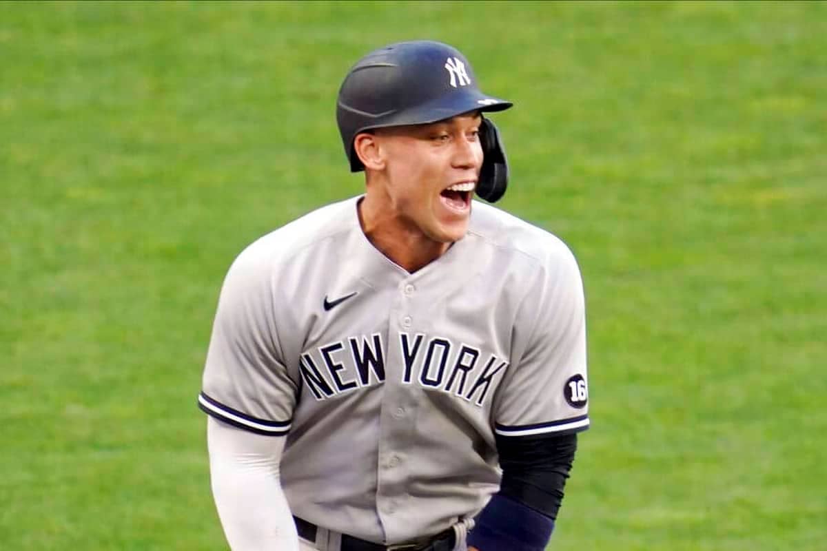 The Aaron Judge Home Run Tracker: Game 1 new york yankees mlb