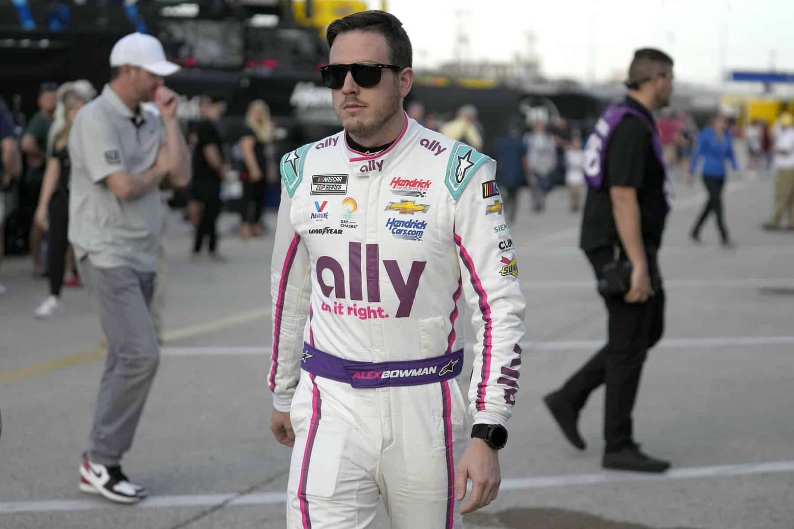 NASCAR's Enjoy Illinois 300 runs on Sunday. Our expert breaks down the best NASCAR matchup and prop bets for Gateway, including...
